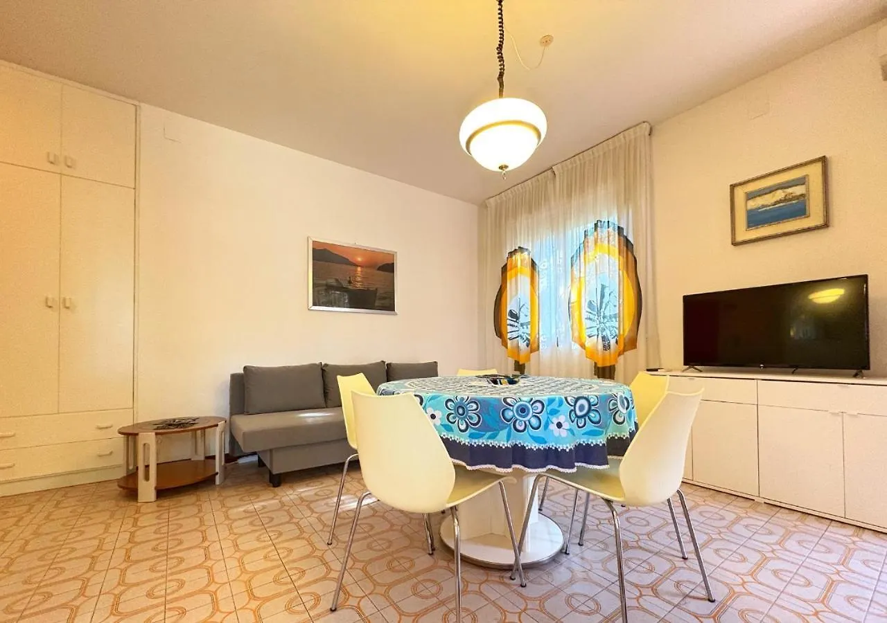Blu Mare A 200 Mt Spiaggia Lido di Jesolo Appartement